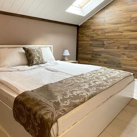 Апартхотел Конниците Lejlighedshotel Veliko Tarnovo Eksteriør billede